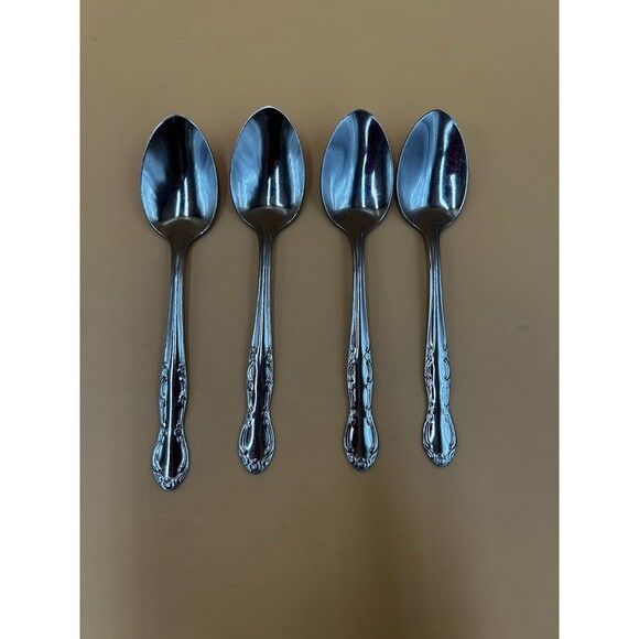 Utica USA Stainless Silverware 4 Tablespoon Flatware Replacement Woodbine Floral - Picture 1 of 4
